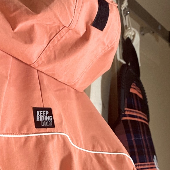 nwt DESTROYER in CORAL snowsuit snowboard ski suit + bib suspenders gaiters hood - Picture 13 of 15